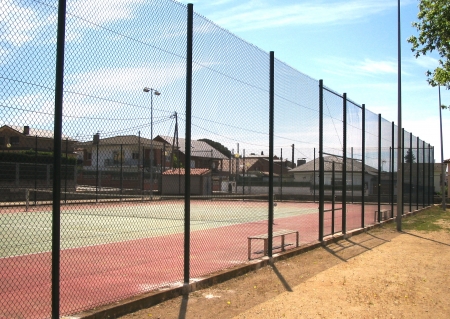 Pista de tennis Palau-solità i Plegamans, Barcelona